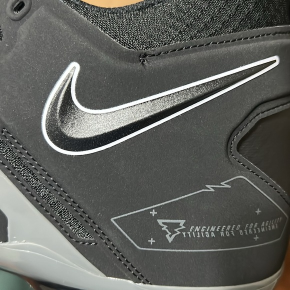 Nike Alpha Menace Pro 3 - Football cleats  Size 17 and 11 - Picture 8 of 11